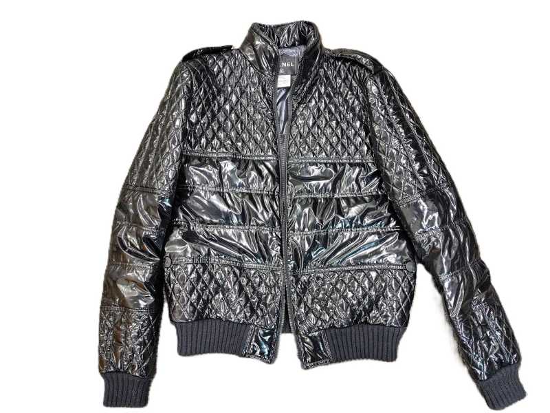 シャネル買取 ブラック キルティング ジャケット